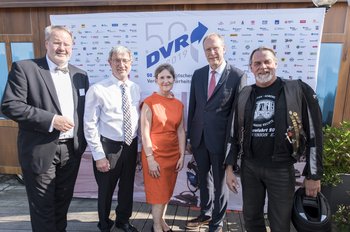 Jan Holger Stock, Geschäftsführer Unfallkasse Nord, Prof. Dr. Walter Eichendorf, DVR-Präsident, Ute Hammer, DVR-Geschäftsführerin, Christian Kellner, DVR-Hauptgeschäftsführer, Tedy Bach, Biker Union. Foto: Marco Urban