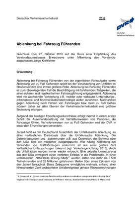 Vorschaubild der PDF-Datei Ablenkung bei Fahrzeug Führenden